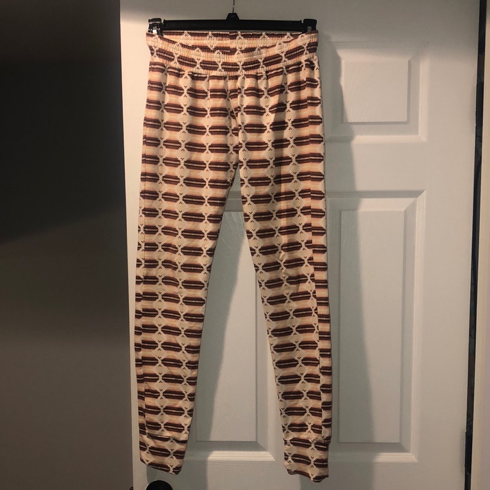 Acacia (basically new) joggers